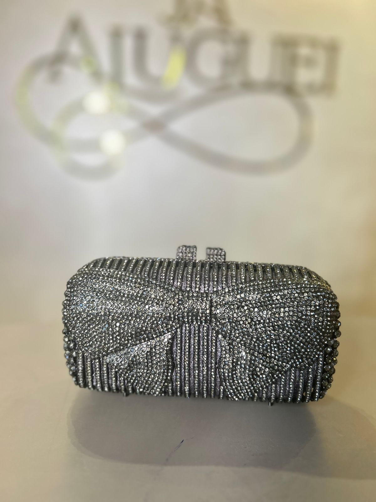 Clutch Encantadora grafite