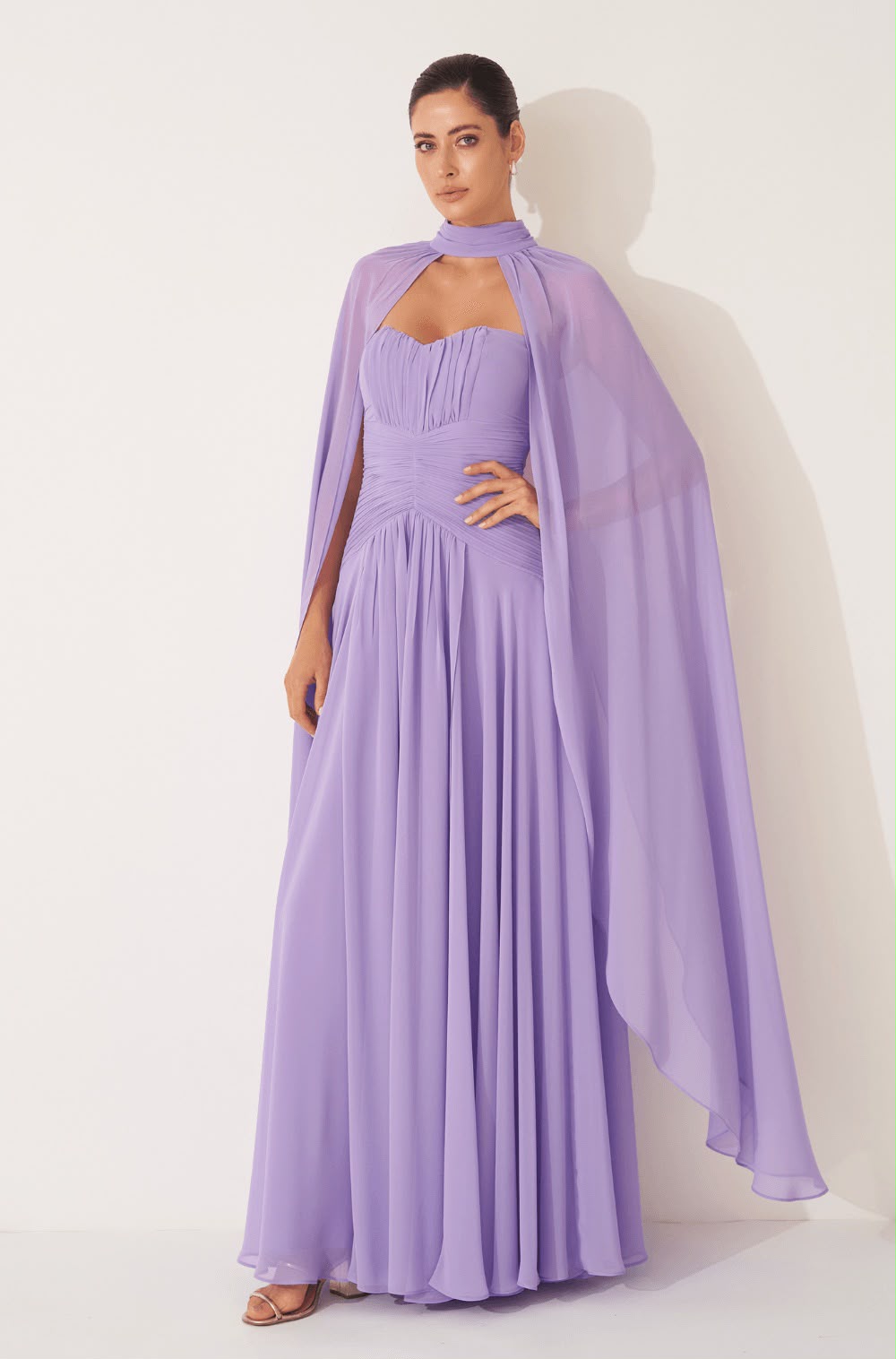 Vestido Lavanda drapeado com capa gola removível