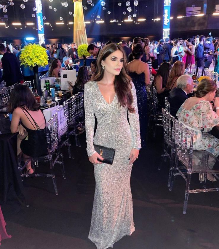 Vestido Prata de paetê sereia