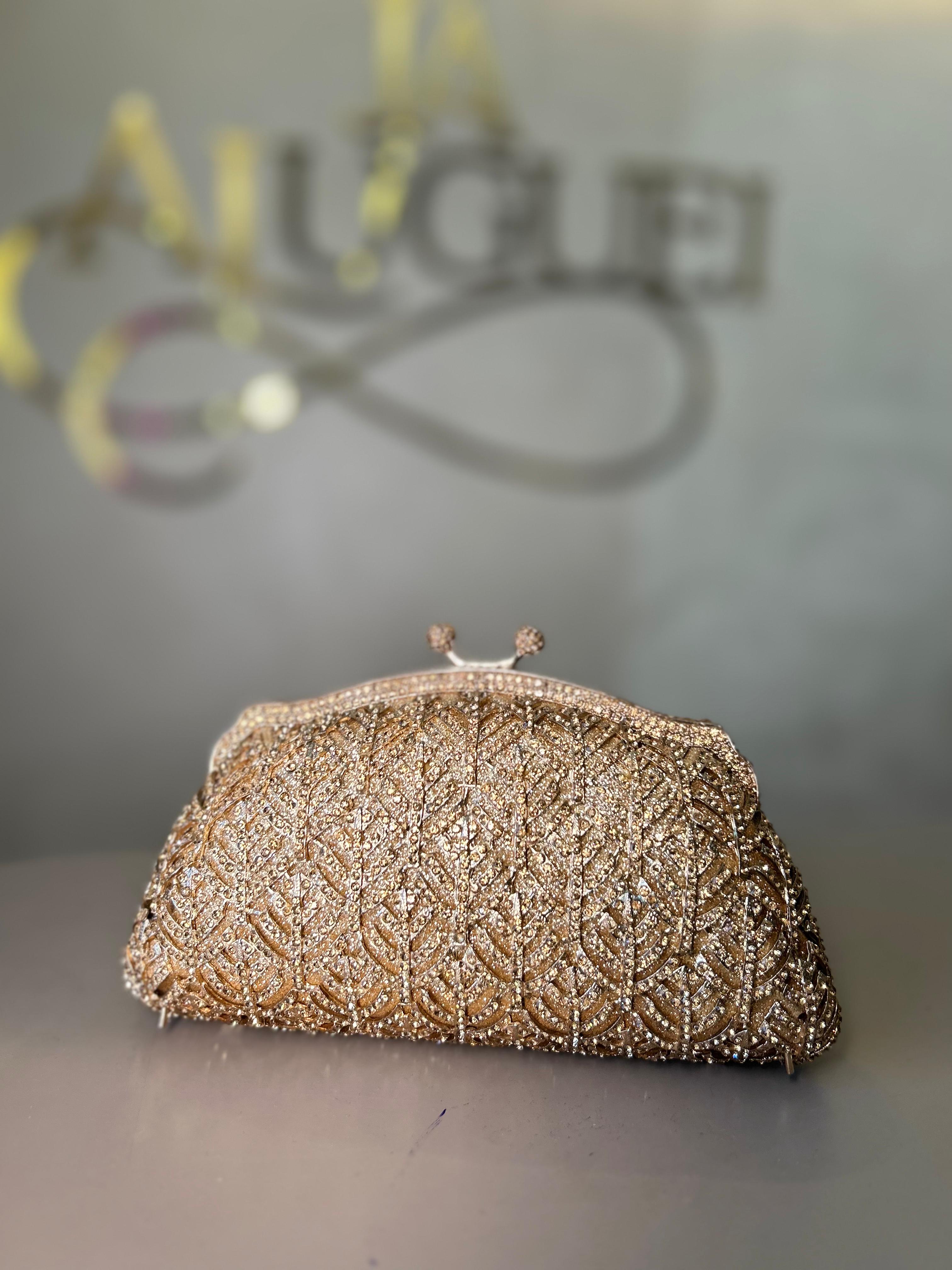 Clutch Sedutora Gold