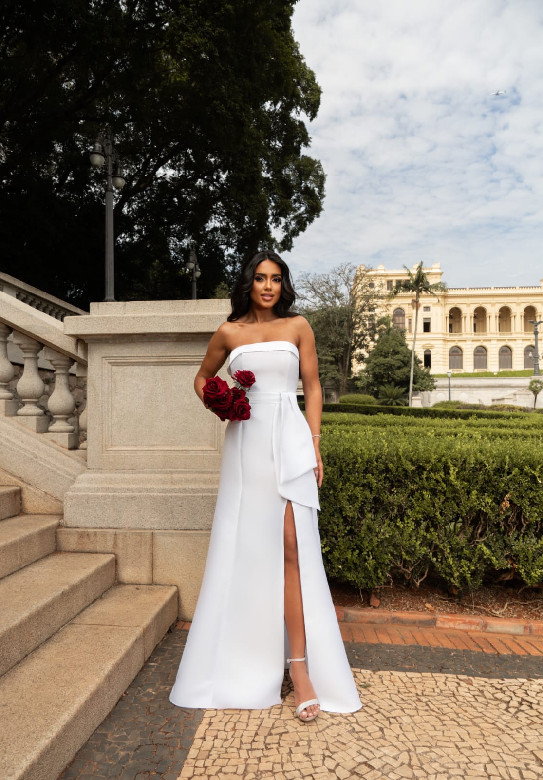 Vestido Branco estruturado tomara que caia