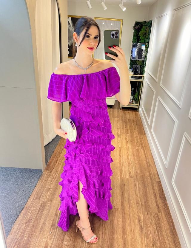 Vestido Fucsia ombro a ombro com babados