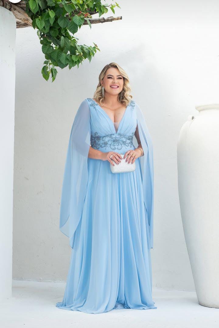 Vestido Azul Serenity fluído com capas e bordados