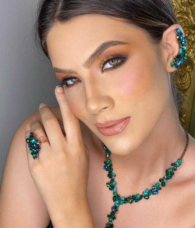Jóia Verde Esmeralda de earcuff e gravata 