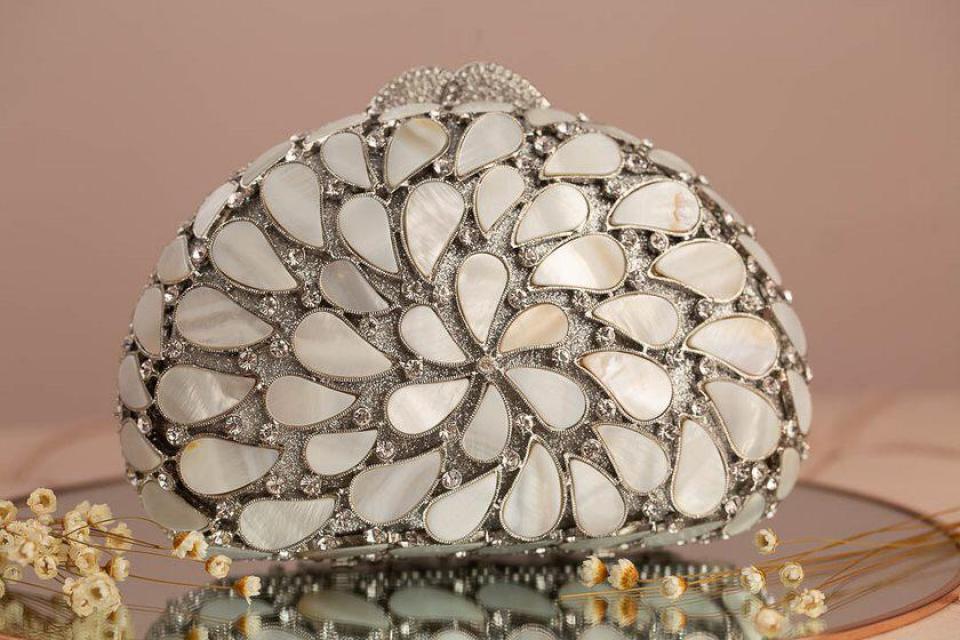 Clutch Prata madrepérola Sofia