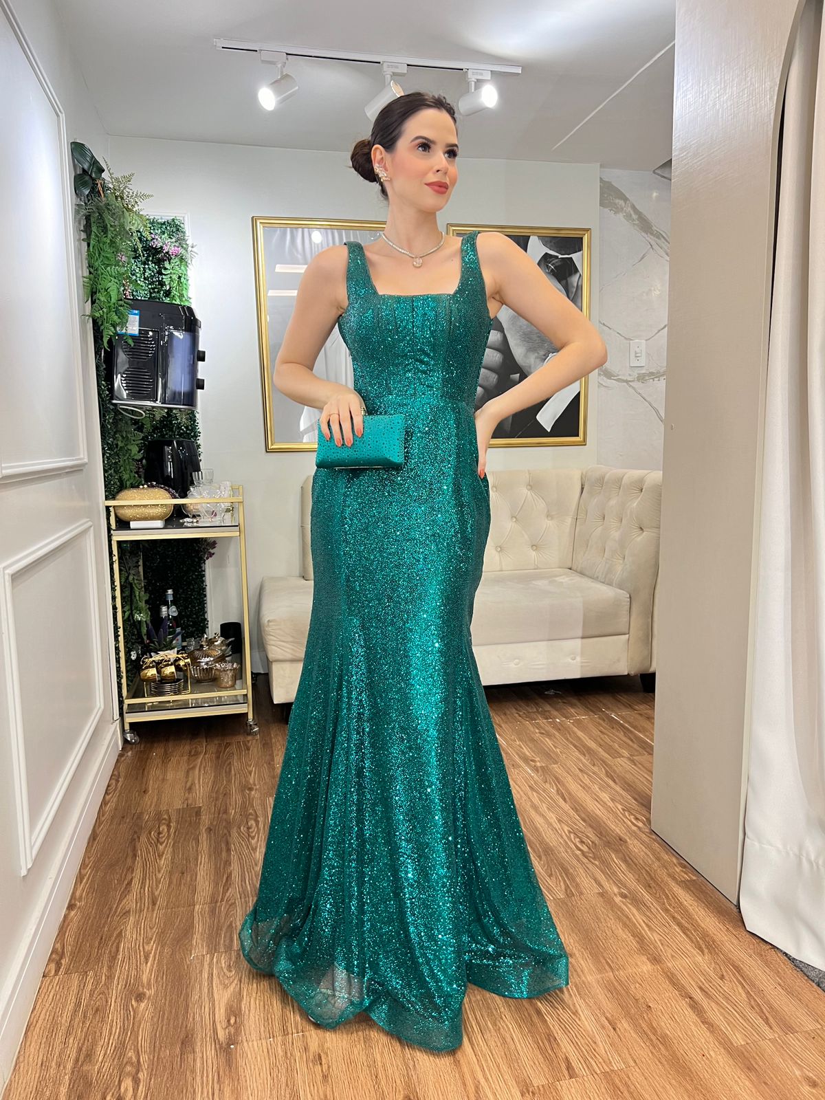 Vestido Verde Esmeralda sereia com tecido brilhoso