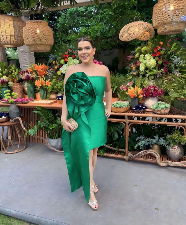 Vestido Verde midi estruturado com flor