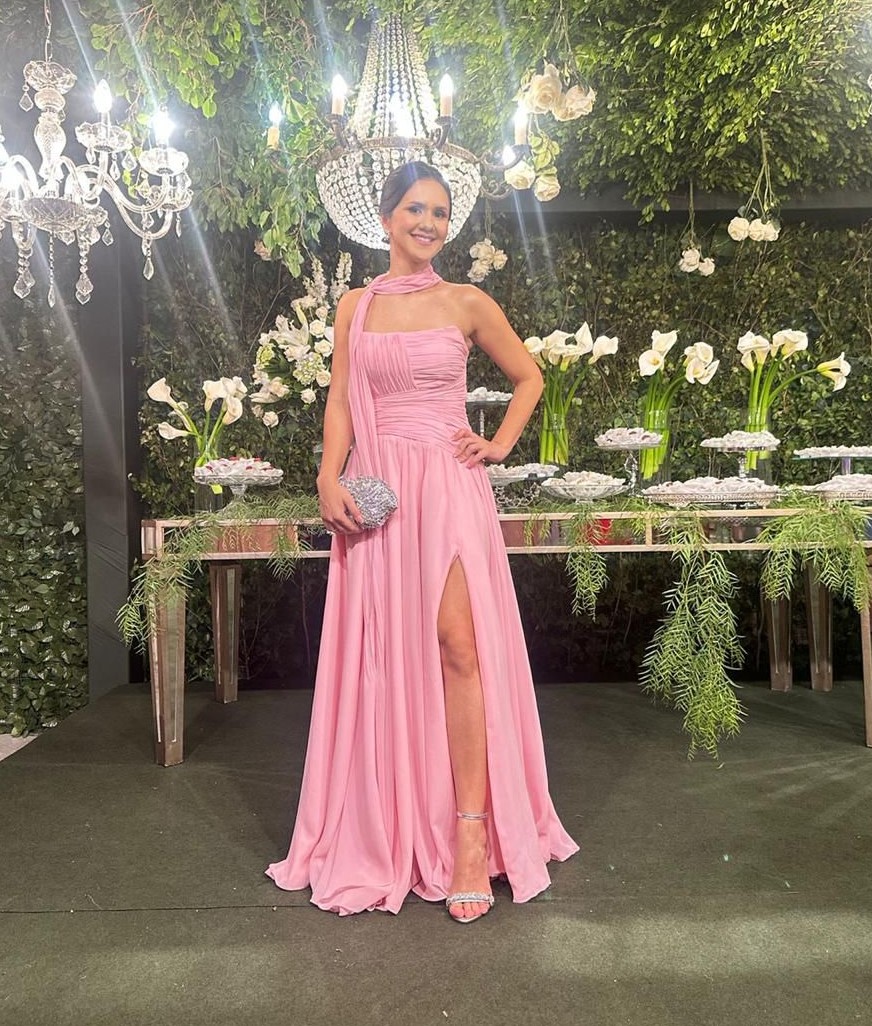 Vestido Rosa/Rose com fenda e encharpe